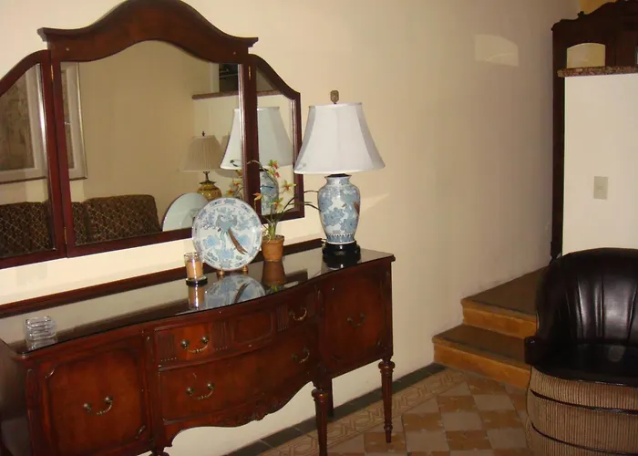 La Perla Hotel Boutique B&B