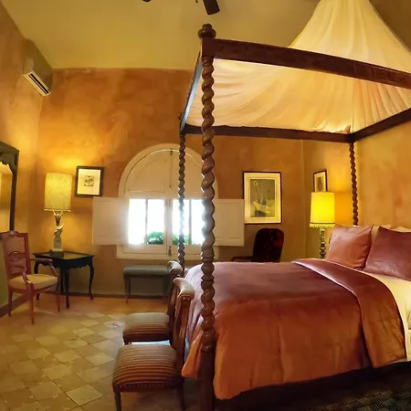 La Perla Hotel Boutique B&B Guadalajara Extérieur photo