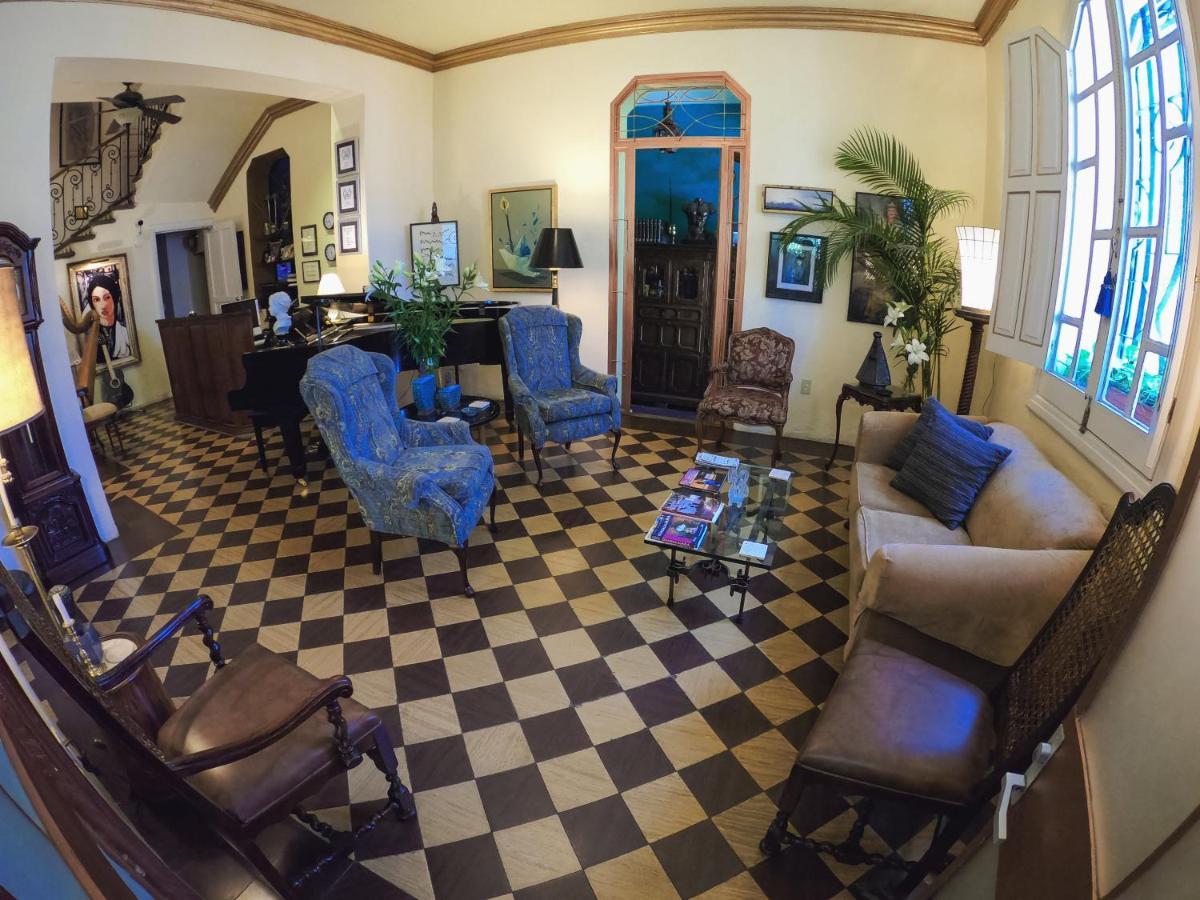 Alojamento de Acomodação e Pequeno-almoço La Perla Boutique 3*